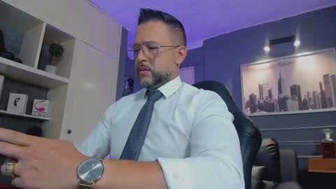 MrFrank. online show from October 2025 01:08:02 PM