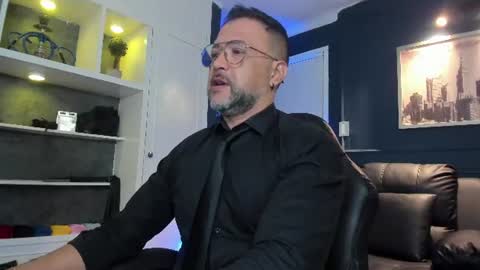 Snapshot of mrfrank_tattoo chatting on July 2026 11:45:01 AM MrFrank. online show from July 2026 11:45:01 AM