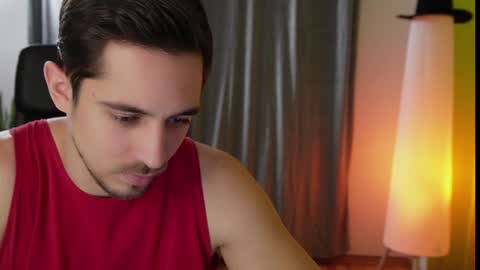 Snapshot of mrgreeneyes01 chatting on December 2024 02:59:02 PM juan luis online show from December 2024 02:59:02 PM