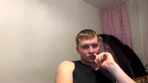 Max online show from October 2025 07:44:02 PM