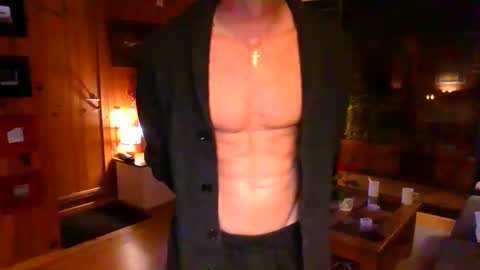 Mr Long online show from December 2024 10:19:01 PM