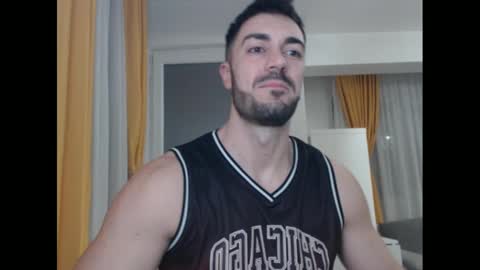 Snapshot of mrluckgx chatting on January 2025 04:19:02 PM MrLuck online show from January 2025 04:19:02 PM