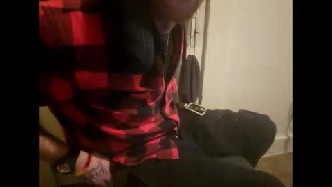 Snapshot of mrmagillacutty chatting on January 2025 03:05:02 PM Jacob Matthew online show from January 2025 03:05:02 PM