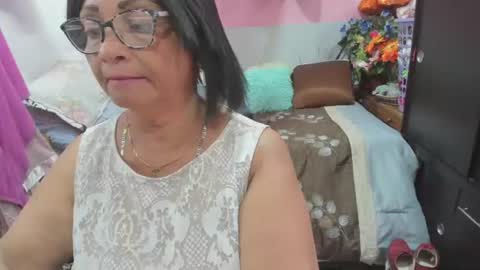 Snapshot of mrs_mommy chatting on June 2026 06:54:01 PM mrs_mommy online show from June 2026 06:54:01 PM