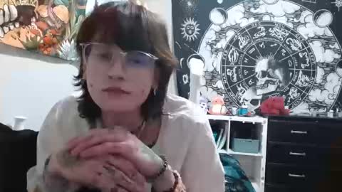 Snapshot of mrsemilyrose chatting on October 2025 12:00:01 AM MrsEmilyRose online show from October 2025 12:00:01 AM