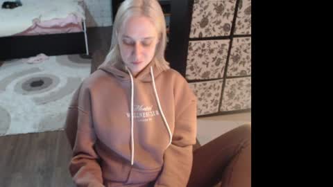 Sasha online show from April 2026 07:08:01 PM