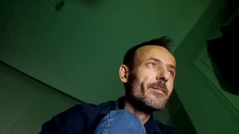 mrtlk online show from October 2025 01:48:02 AM
