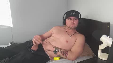 Snapshot of mrwagz420 chatting on November 2025 10:30:01 PM mrwagz420 online show from November 2025 10:30:01 PM