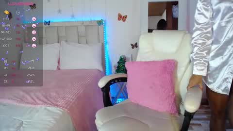 Tania online show from December 2024 08:10:02 PM