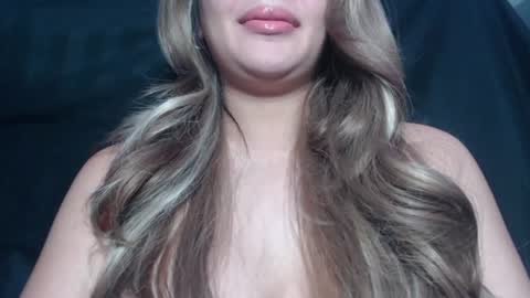 Snapshot of ms_betty chatting on June 2026 03:35:02 PM Betty online show from June 2026 03:35:02 PM