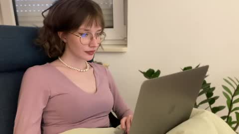 ms_christiana online show from April 2026 04:57:02 PM