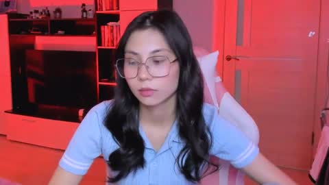 ms_emily_ online show from March 2026 12:38:02 PM