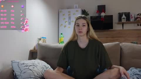 Snapshot of ms_foryou chatting on January 2025 03:20:01 PM Ms ForYOU online show from January 2025 03:20:01 PM