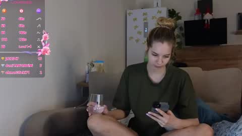 Snapshot of ms_foryou chatting on January 2025 01:53:01 AM Ms ForYOU online show from January 2025 01:53:01 AM