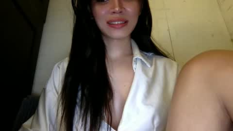 Lara online show from September 2025 11:16:02 PM