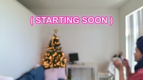 Snapshot of ms_mochii chatting on June 2026 05:33:02 PM R o r i SnapChat heyroriv2 wednesday - sunday Noon oclock mountain - 5pm mountain online show from June 2026 05:33:02 PM