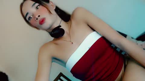 Snapshot of mscherry_ chatting on May 2026 06:44:01 AM mscherry_ online show from May 2026 06:44:01 AM