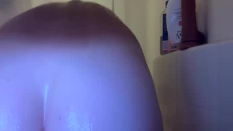 msfreckles92 online show from May 2026 08:39:01 PM