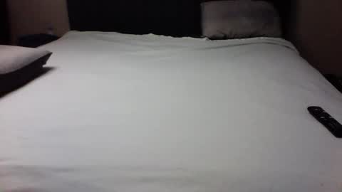 msmith810 online show from November 2025 06:24:01 AM