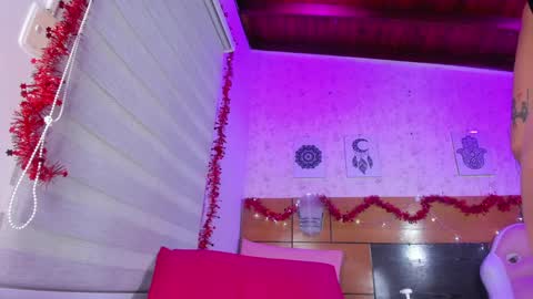 Snapshot of mssburbuja chatting on December 2024 09:21:01 AM Manuela online show from December 2024 09:21:01 AM