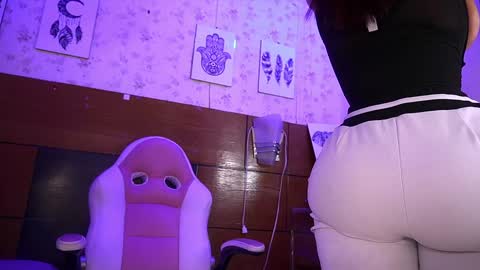 Snapshot of mssburbuja chatting on January 2025 03:15:01 AM Manuela online show from January 2025 03:15:01 AM