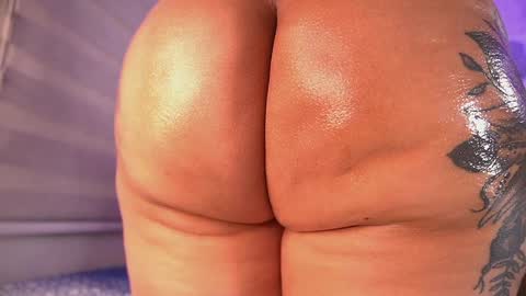 Snapshot of mssburbuja chatting on January 2025 06:13:02 AM Manuela online show from January 2025 06:13:02 AM