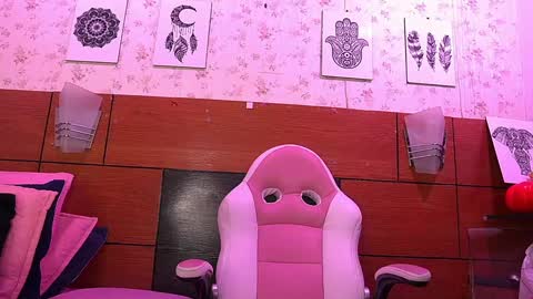 Snapshot of mssburbuja chatting on February 2025 03:08:02 AM Manuela online show from February 2025 03:08:02 AM