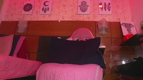 Snapshot of mssburbuja chatting on February 2025 06:08:02 AM Manuela online show from February 2025 06:08:02 AM