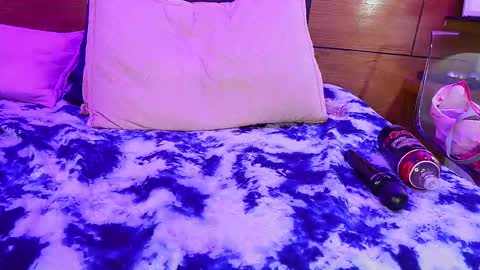 Snapshot of mssburbuja chatting on February 2025 06:18:01 AM Manuela online show from February 2025 06:18:01 AM