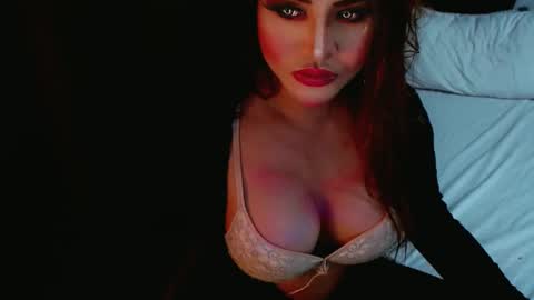 kate online show from December 2024 10:09:01 PM