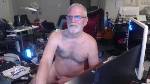 mt2much online show from October 2025 06:11:02 AM