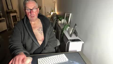 mtb1697 online show from March 2026 11:31:01 PM