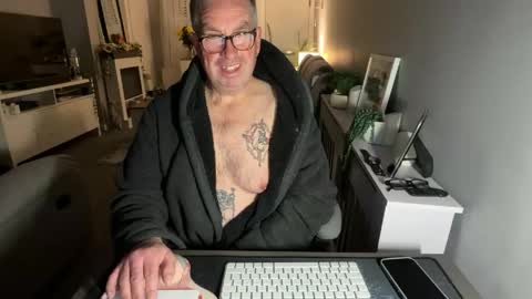 mtb1697 online show from April 2026 09:49:02 PM