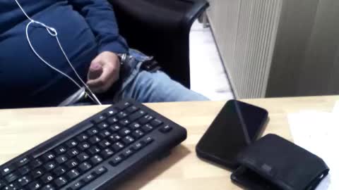 mtwpaul online show from October 2025 12:59:01 PM