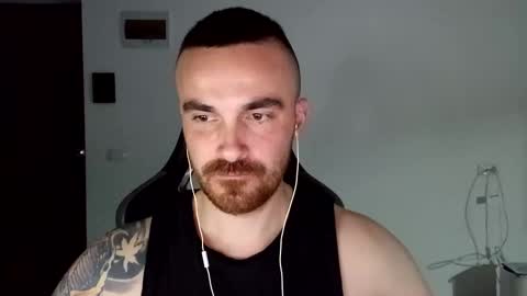 Snapshot of mu5clemania chatting on January 2025 05:22:02 PM Victor online show from January 2025 05:22:02 PM
