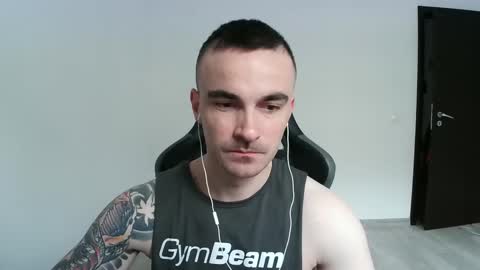 Snapshot of mu5clemania chatting on March 2025 08:05:01 AM Victor online show from March 2025 08:05:01 AM