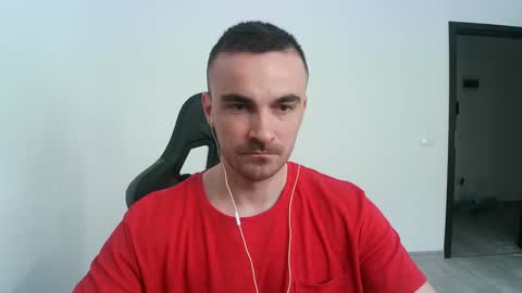 Snapshot of mu5clemania chatting on March 2025 07:05:02 AM Victor online show from March 2025 07:05:02 AM