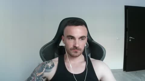 Snapshot of mu5clemania chatting on March 2025 03:28:02 PM Victor online show from March 2025 03:28:02 PM