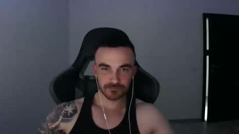 Snapshot of mu5clemania chatting on March 2025 09:15:02 PM Victor online show from March 2025 09:15:02 PM