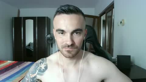 Snapshot of mu5clemania chatting on September 2025 06:13:02 AM Victor online show from September 2025 06:13:02 AM