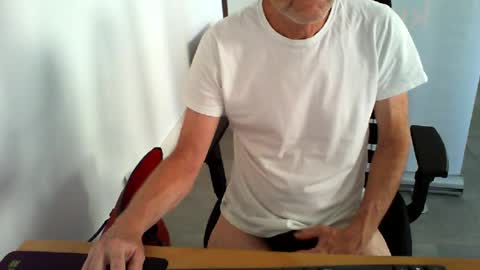 mucfag online show from June 2026 01:15:02 PM