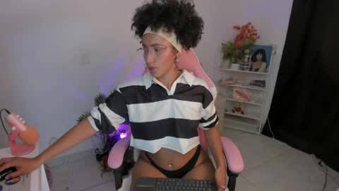 HEY GUYS IF YOU LIKE SEXY SHOW YOU ARE IN THE CORRECT PLACE CU WENESDAY PVT OPEN   TRANSMISSION TIME 5 PM - 10 PM COLOMBIA online show from March 2026 01:40:02 AM