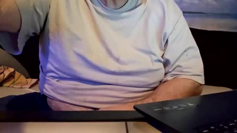 mullig1957 online show from December 2024 06:24:02 PM