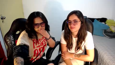 Snapshot of multiorgasmic_6 chatting on September 2025 02:56:02 AM Dani and Alex online show from September 2025 02:56:02 AM