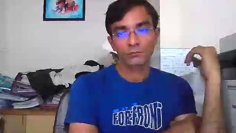 Snapshot of mumbaimonster8inch chatting on September 2025 06:04:02 AM rajesh engineer online show from September 2025 06:04:02 AM