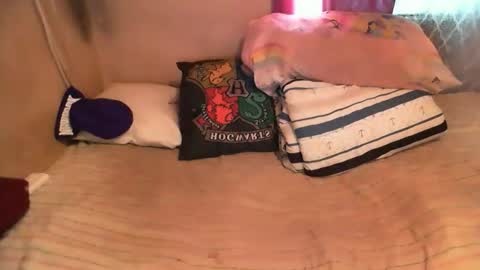 your angel online show from October 2025 08:36:02 AM