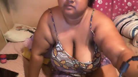 Snapshot of munniegalz1 chatting on June 2026 03:20:02 PM your angel online show from June 2026 03:20:02 PM
