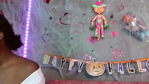 Leidy online show from October 2025 06:08:01 PM