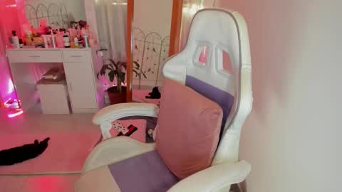 Murat online show from December 2025 12:00:02 PM