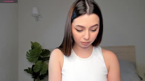 Kaya online show from December 2024 08:43:01 PM